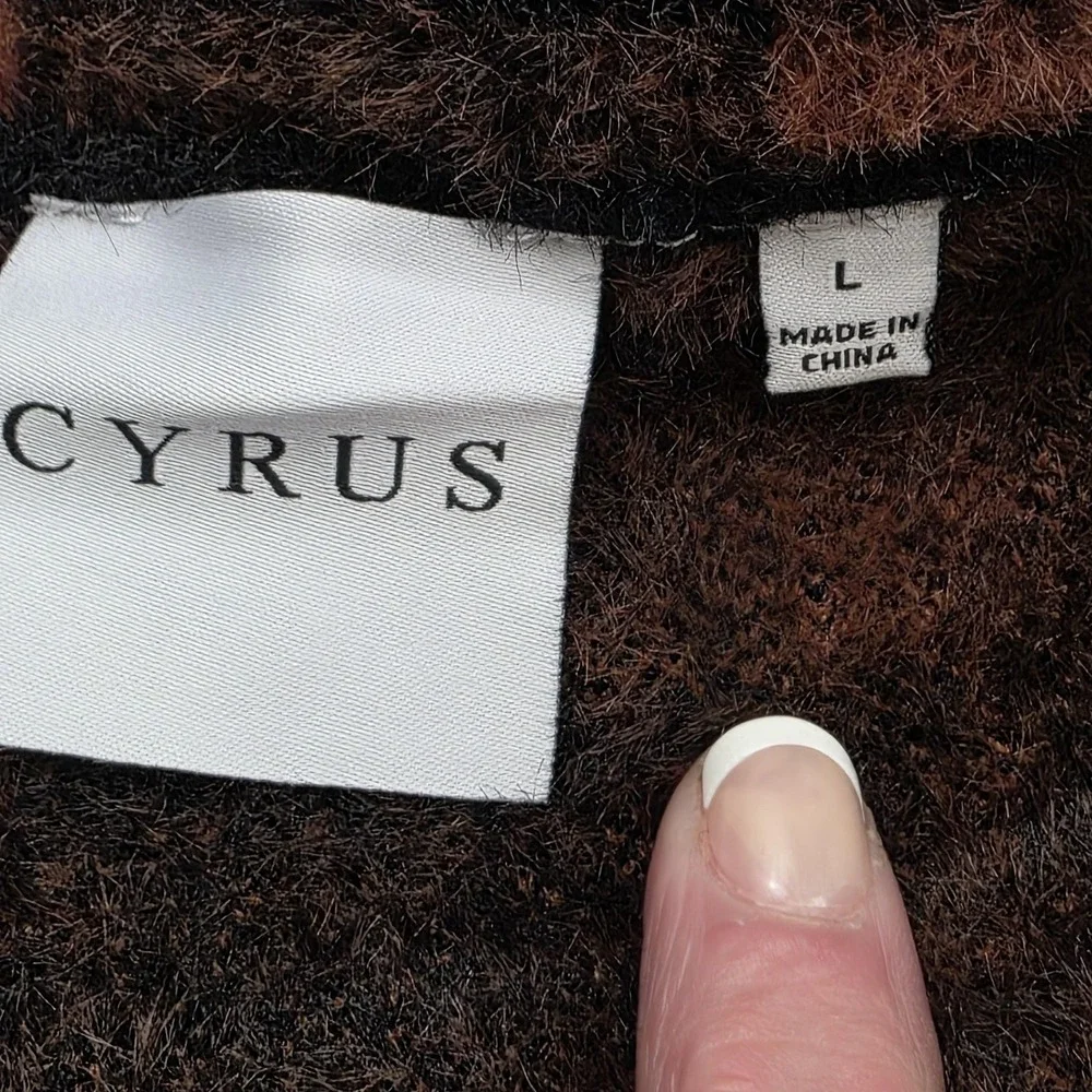 Cyrus Coatigan Womens Large Brown Plaid Knit Long Button Front Classic Cozy Soft